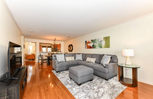 Greensboro Casa | Stylish Serenity Townhome