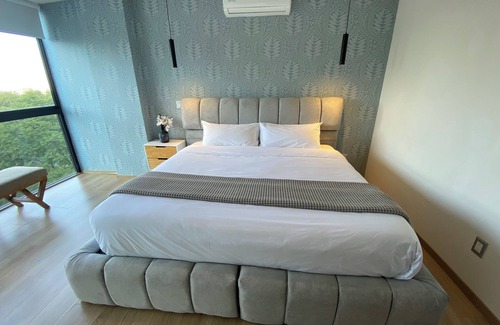 Providencia Apartamento | Stylish Sky Suite /Daily Clean