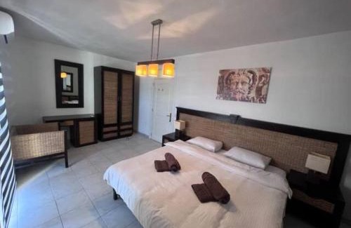 Tower Road Apartamento | Stylish Sliema Apt with Stunning Sea Views