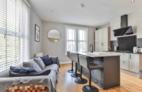 Sheffield Apartamento | Stylish & Spacious 3 Bed Apartment with Parking
