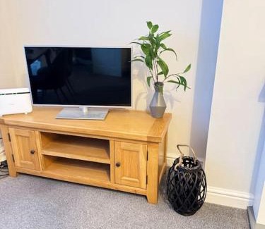 Beverley Casa | Stylish spacious home in Beverley Families, Contractors, Long stay welcome