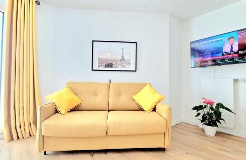 Rueil-Malmaison Apartamento | Stylish Stay Near Paris - 850m to Subway RER A - Netflix T1-4P
