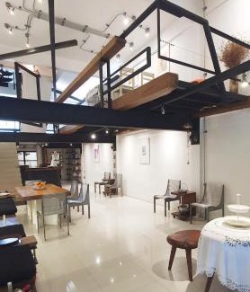 Hat Yai Casa | Stylish Stay - Steps from Central Festival