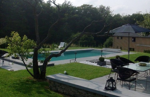 Niveze Casa | Holiday Home in Jalhay Near the Spa