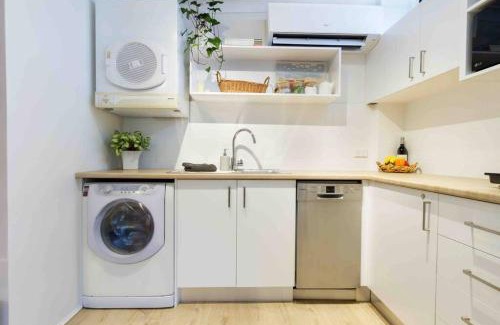 Annandale Casa | Stylish Studio in Heart of Annandale Village