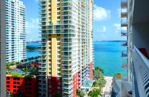 Brickell Apartamento | Stylish Studio in Miami W Cityscape Views