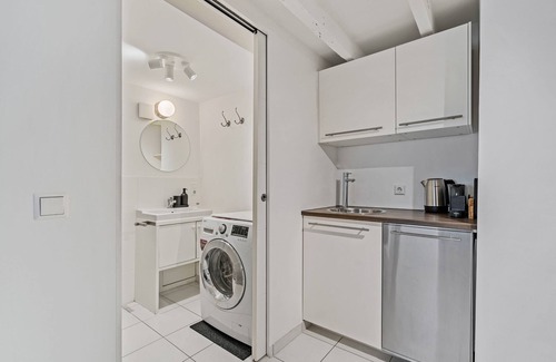 Ville Haute Apartamento | Stylish Studio in Vibrant Luxembourg City