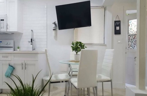 Lake Ridge Apartamento | ❀Estudio elegante❀ Cerca de la playa, tiendas y vida nocturna