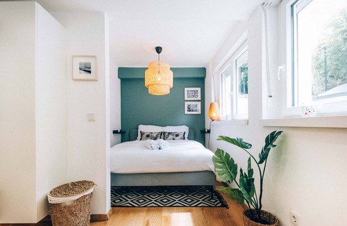 Belair Apartamento | Stylish Studio w Terrace in Heart of Lux