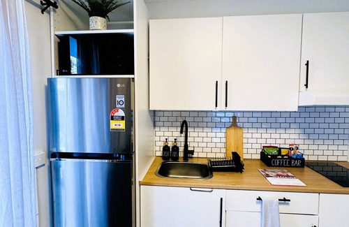 Melton West Casa | Stylish tiny home in Melton west