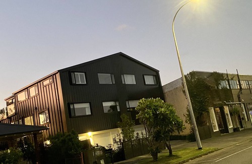 Grey Lynn Casa | Stylish Townhouse