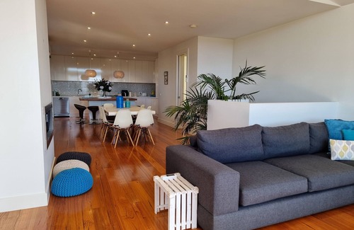 Dromana Casa | Stylish townhouse in prime location Dromana