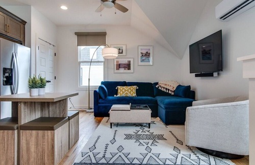Greenwood Casa | Stylish East Nashville Townhouse for 6
