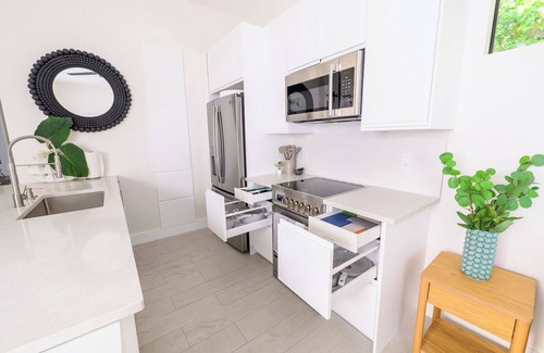 Buena Vista Casa | Stylish two-bedroom home in Buena Vista with private spa