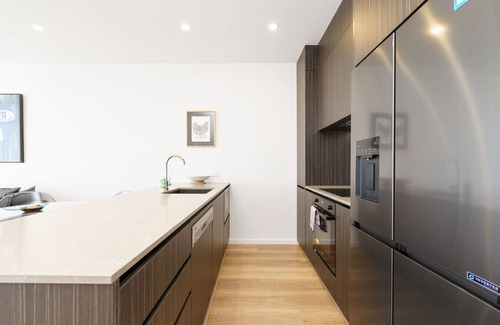 Manuka Apartamento | New to VRBO: Stylish Urban Apartment Close to Manuka