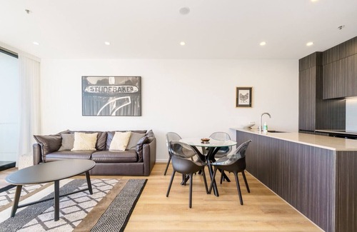 Manuka Apartamento | New to VRBO: Stylish Urban Apartment Close to Manuka