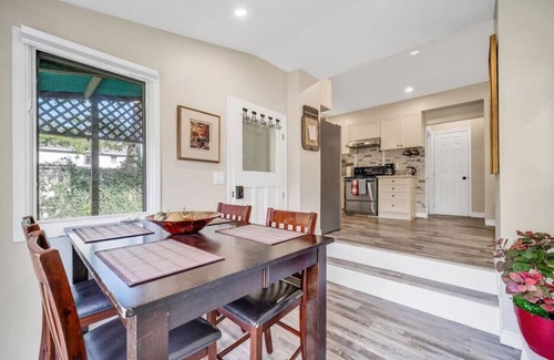 Kitchener Casa | Stylish Urban Escape - Close to DTK and Expwy