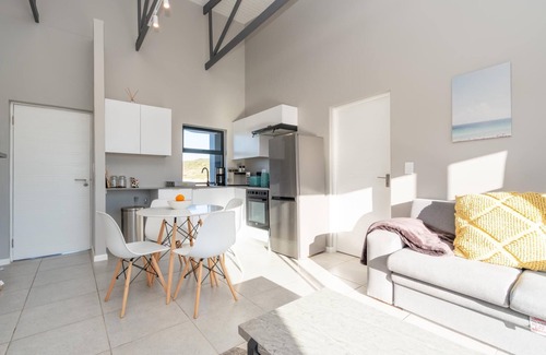 Mykonos Apartamento | Stylish Urban Stay | Balcony | Braai Area