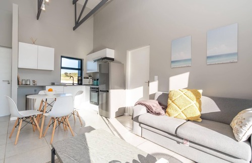 Mykonos Apartamento | Stylish Urban Stay | Balcony | Braai Area