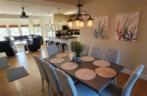 Manteo Condominio | Stylish Waterfront/Marina Condo