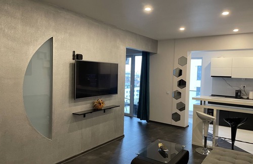 Militari Apartamento | Stylish Westpark 2 Residence with view on Lake Morii