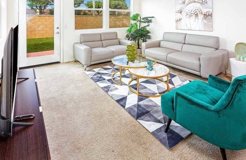 Rialto Casa | Stylish Woodcrest Castle