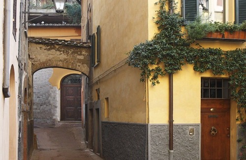 Old Town Apartamento | Elegante apartamento de 170 m2 reformado en el centro antiguo de Perugia, zona tranquila.