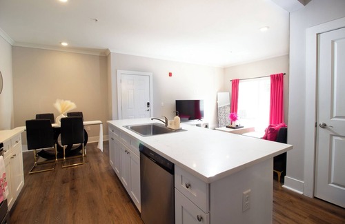 Port Wentworth Apartamento | Stylist 2-bedroom apartment with AC, fitness room in awesome Port Wentworth