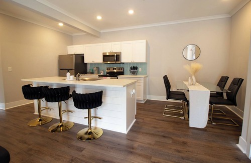 Port Wentworth Apartamento | Stylist 2-bedroom apartment with AC, fitness room in awesome Port Wentworth