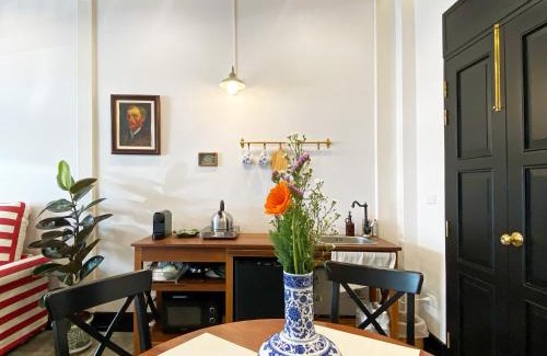 Chakkrawat Casa | Stylist Siamese Design House Steps To Chinatown - Self Check In