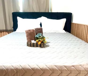 Foguete Hotel | Suíte 31 Privativa com ar condicionado, Frigobar, Vista lateral para o mar, 5 mts da praia