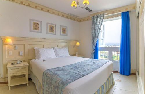 Jurere Complejo | Suíte com vista para praia dentro de hotel - Seazone ILCTOP
