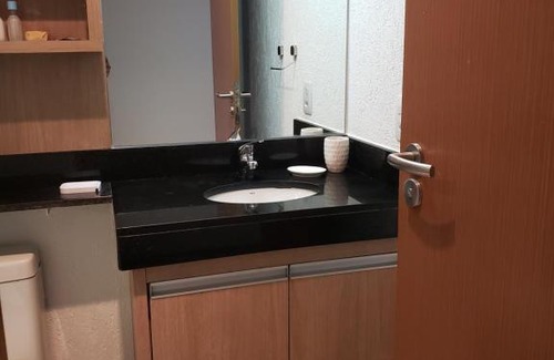 Setor Hoteleiro Norte Apartamento | Suíte no 11° Andar do Hotel Athos Bulcão em BSB