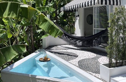 Florianopolis Casa | Suíte Room 4 com Piscina Aquecida - CasaIvan