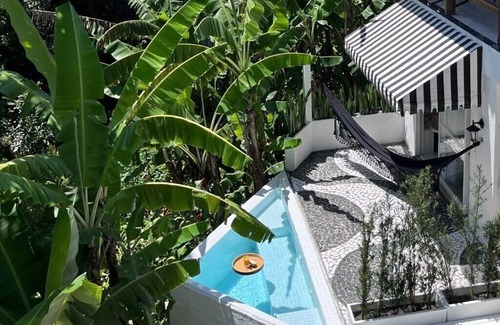 Florianopolis Casa | Suíte Room 4 com Piscina Aquecida - CasaIvan