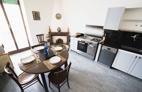 Cuglieri Casa | Su Palatu - Spacious house for 7 with panoramic terrace