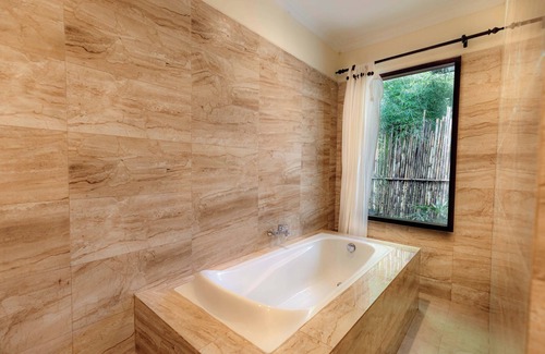 Pejeng Kawan Hotel | Suara Air Luxury Villa Ubud