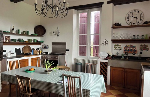 Fargues-sur-Ourbise Casa | Sublime 16th century Chateau for groups