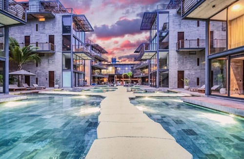 Playa Paraiso Condominio | Sublime 1BR w Jungle Patio | Cenote | Gym | CoWork