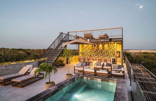 Playa Paraiso Condominio | Sublime 1BR w Jungle Patio | Cenote | Gym | CoWork