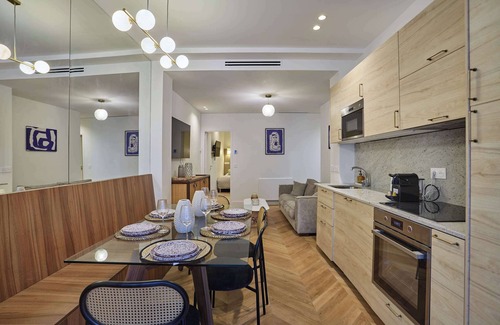 Saint-Vincent-de-Paul Apartamento | Sublime air-conditioned apartment Center of Paris