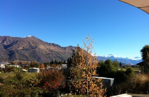 Wanaka Casa | 4 DORMITORIOS, 4. 5 BAÑOS, PISCINA DE SPA, WI-FI, SKY TV