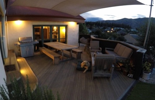 Wanaka Casa | 4 DORMITORIOS, 4. 5 BAÑOS, PISCINA DE SPA, WI-FI, SKY TV