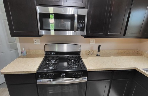 University Park Casa | Suburban area with King Bed Comfy 3 bedroom home