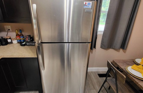 University Park Casa | Suburban area with King Bed Comfy 3 bedroom home