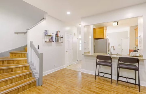Bloomingdale Casa | Suburban Comfort Just 35 Min from Downtown Chi