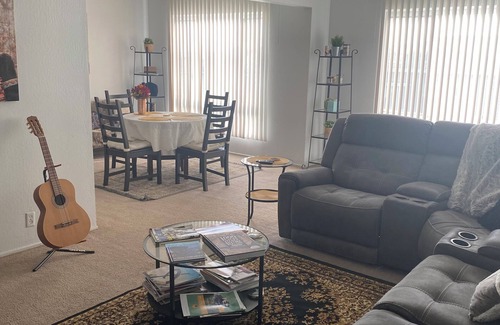 Westlake Casa | Suburban San Francisco Home 25 minutes for Downtown!