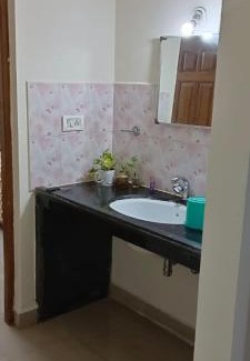 Holy Cross Colony Casa | Suburbs Holiday Home