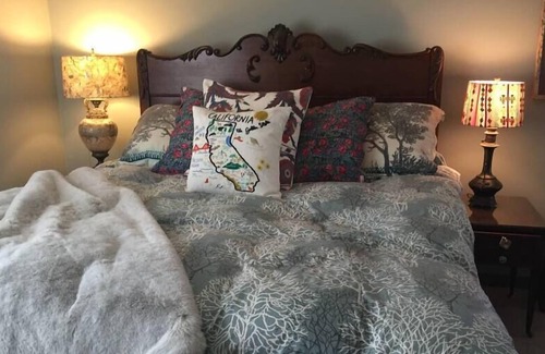 Los Alamos Apartamento | Succulent private suite