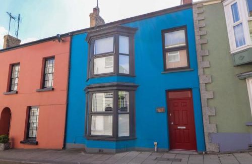 Narberth Casa | Suffolk House